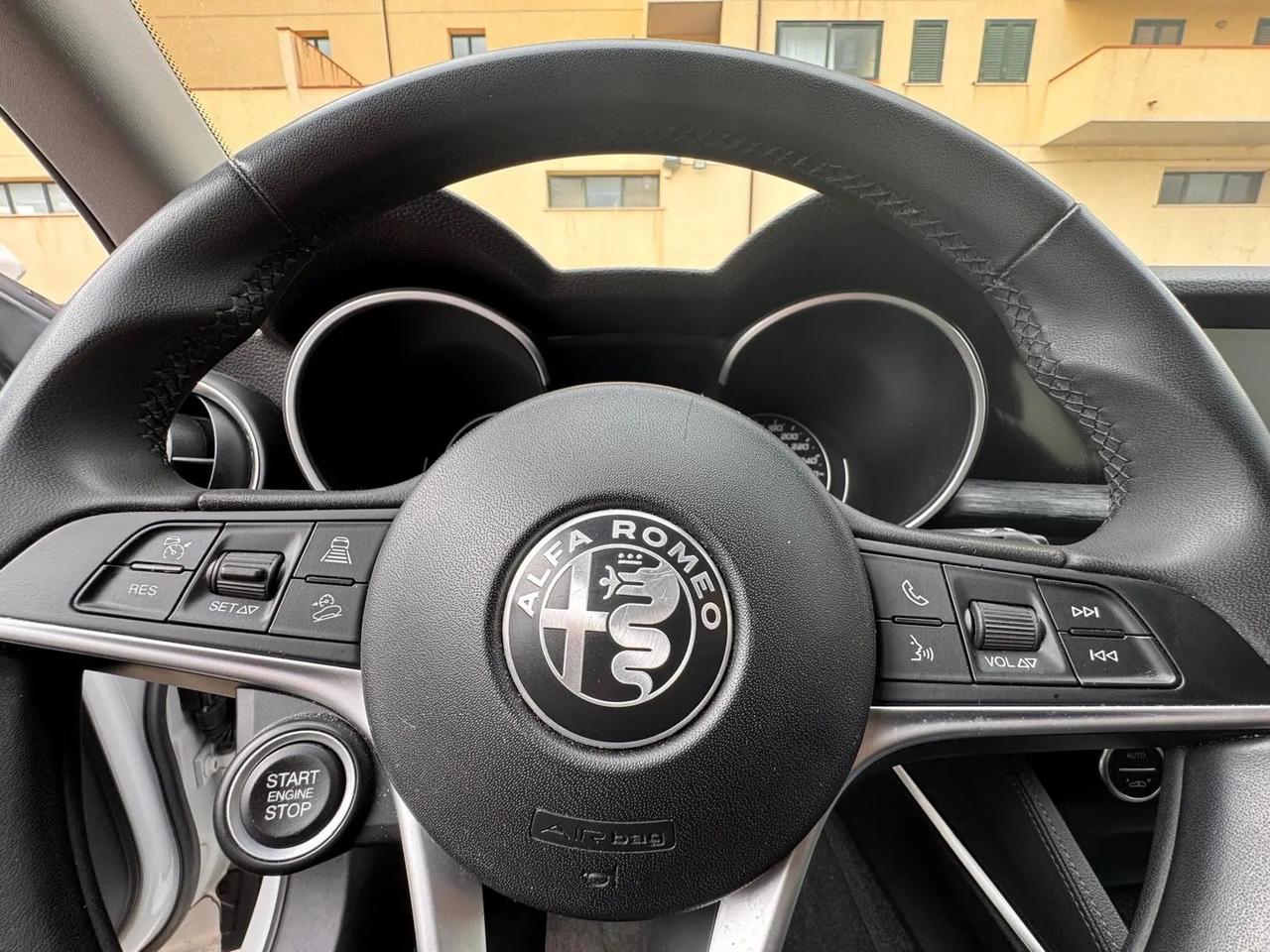 Alfa Romeo Stelvio 2.2 Turbodiesel 190 CV AT8 Q4 Business
