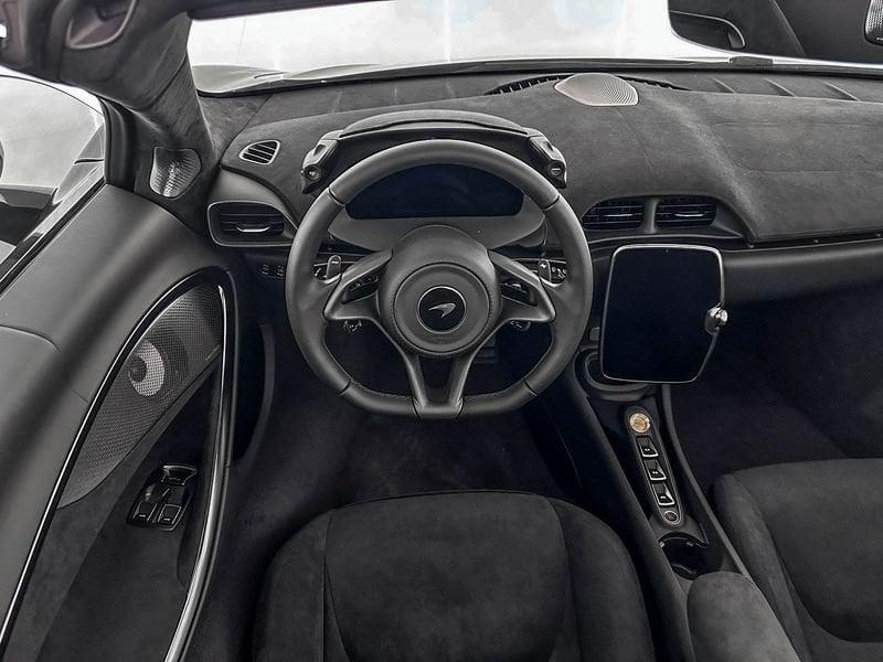 McLaren Artura Artura Spider MY26 - McLaren Milano