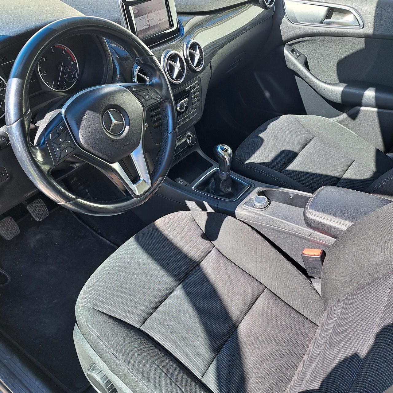 Mercedes-benz B 180 CDI