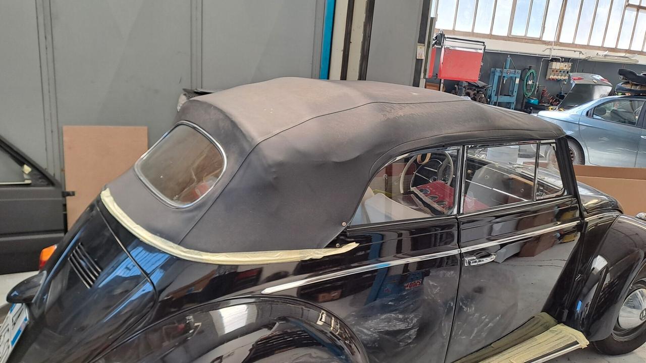 Volkswagen Maggiolino 6 volt cabrio