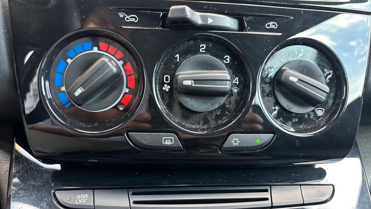 Lancia Ypsilon 1.0 FireFly 5 porte S&S Hybrid Silver