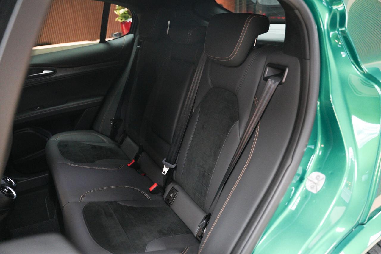 Alfa Romeo Stelvio 2.9 Bi-Turbo V6 520 CV AT8 Q4 Quadrifoglio 100° Anniversario