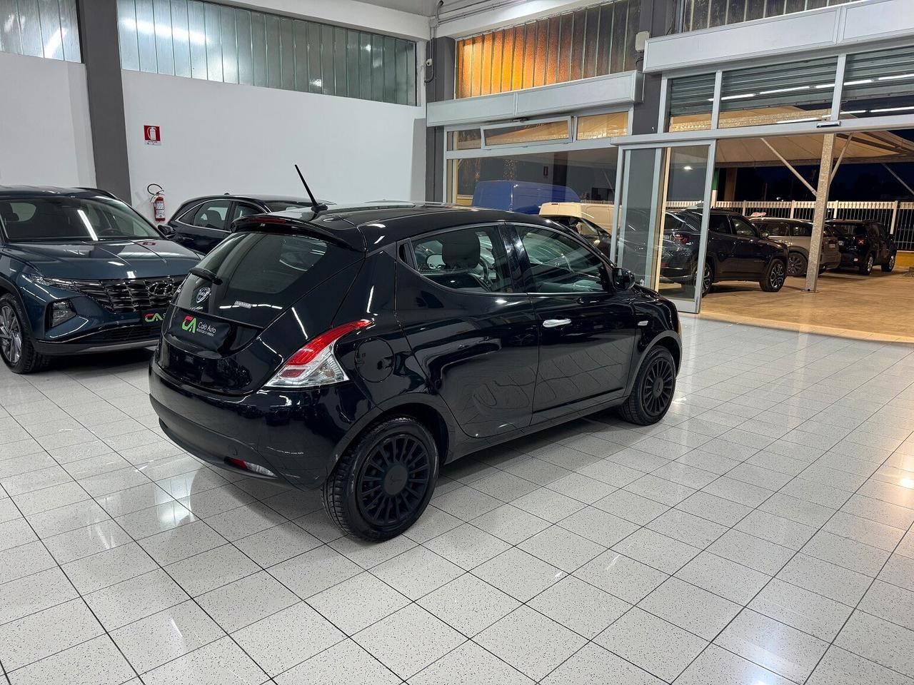 Ypsilon 1.0 Hybrid Silver BELLA PRONTA CONSEGNA