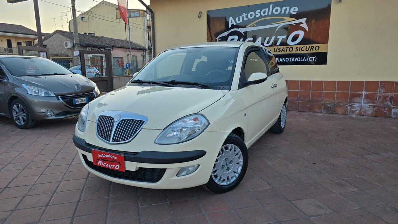 Lancia Ypsilon 1.2 Argento
