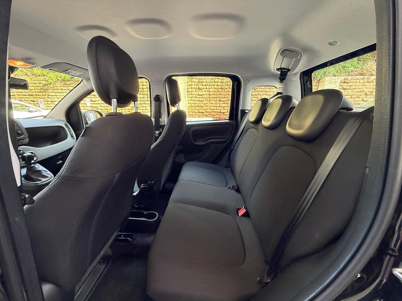 Fiat Panda 1.0 Hybrid – 02/2025 | 11.446 km – PARI AL NUOVO | NEOPATENTATI OK