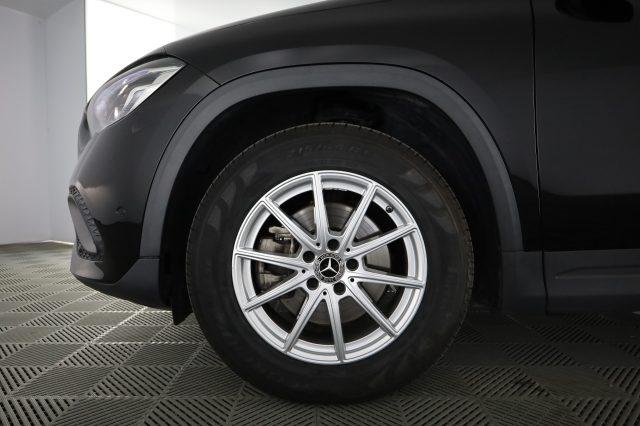 MERCEDES-BENZ CLA sse GLA GLA 180 d Automatic Business