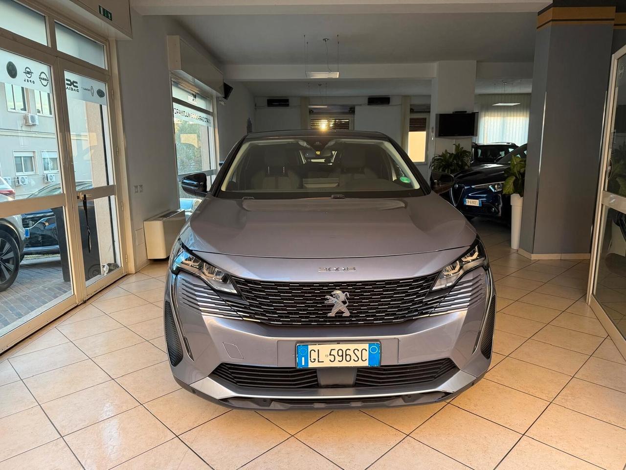 Peugeot 3008 BlueHDi 130 S&S EAT8 Active Pack