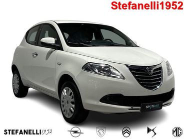 LANCIA Ypsilon 0.9 TwinAir 85 CV 5 porte Metano Ecochic Silver