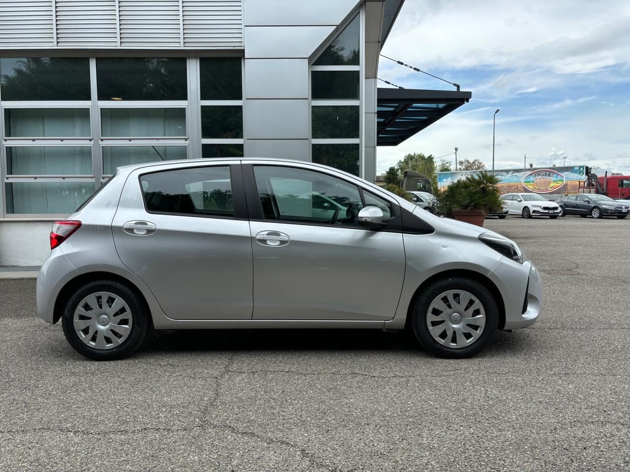 Toyota Yaris 1.0 72 CV 5 porte Cool GPL - 2019