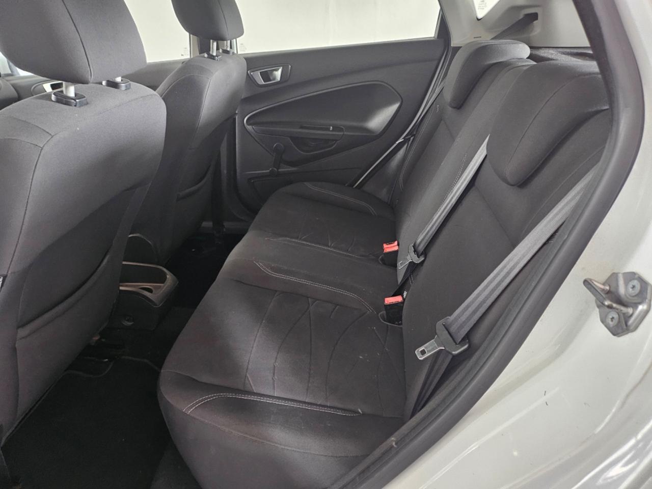Ford Fiesta 1.4 5 porte Bz.- GPL Business