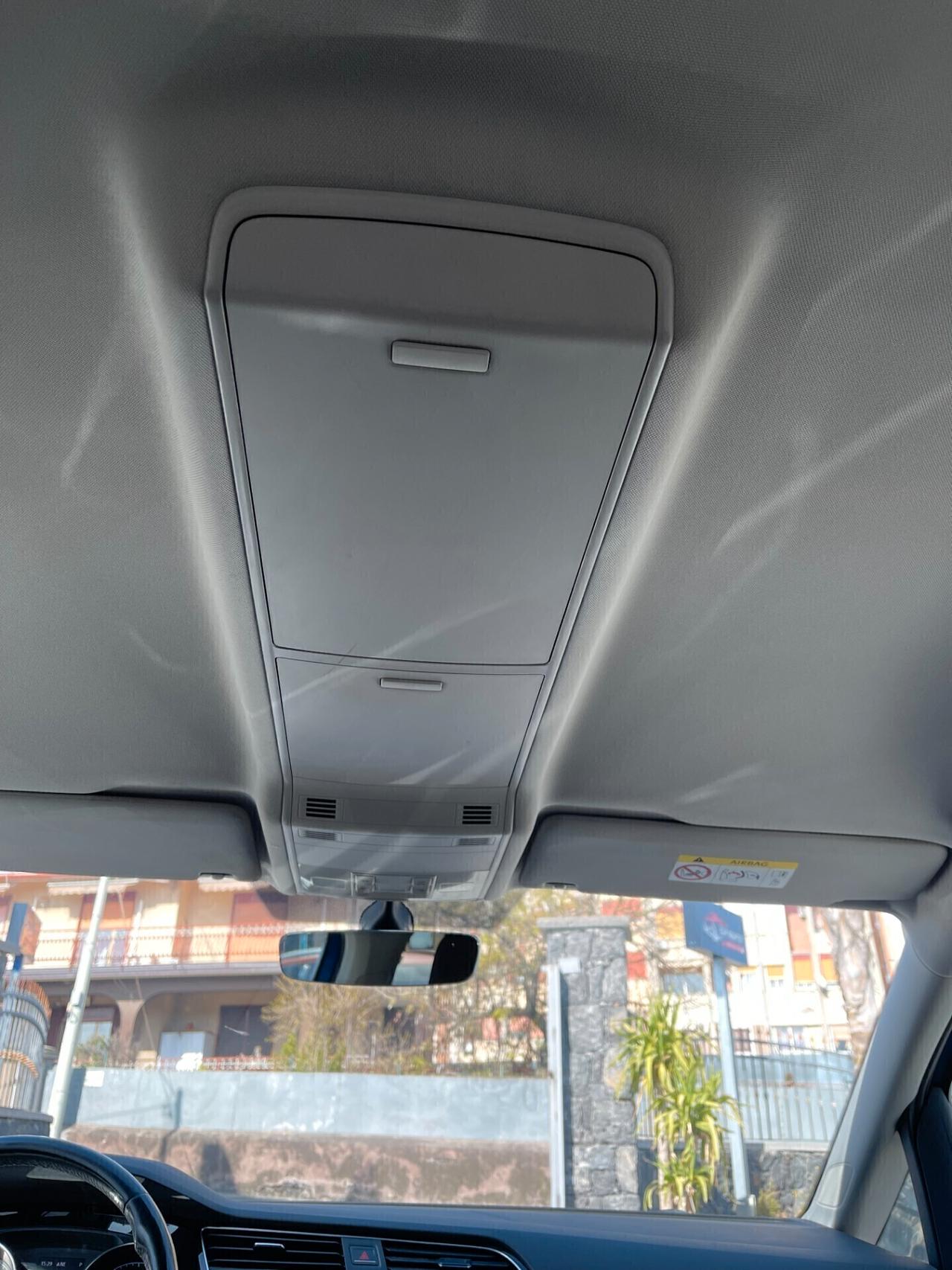 Volkswagen Touran 1.6 TDI 115 CV Automatica DSG