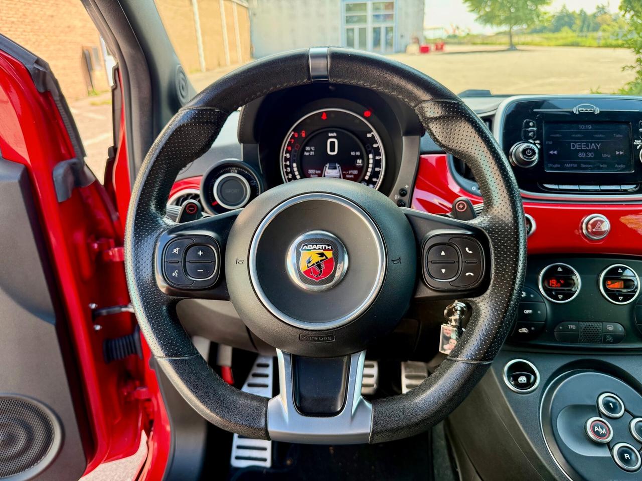 Abarth 595C 1.4 t-jet 145cv auto MTA IVA ESPOSTA