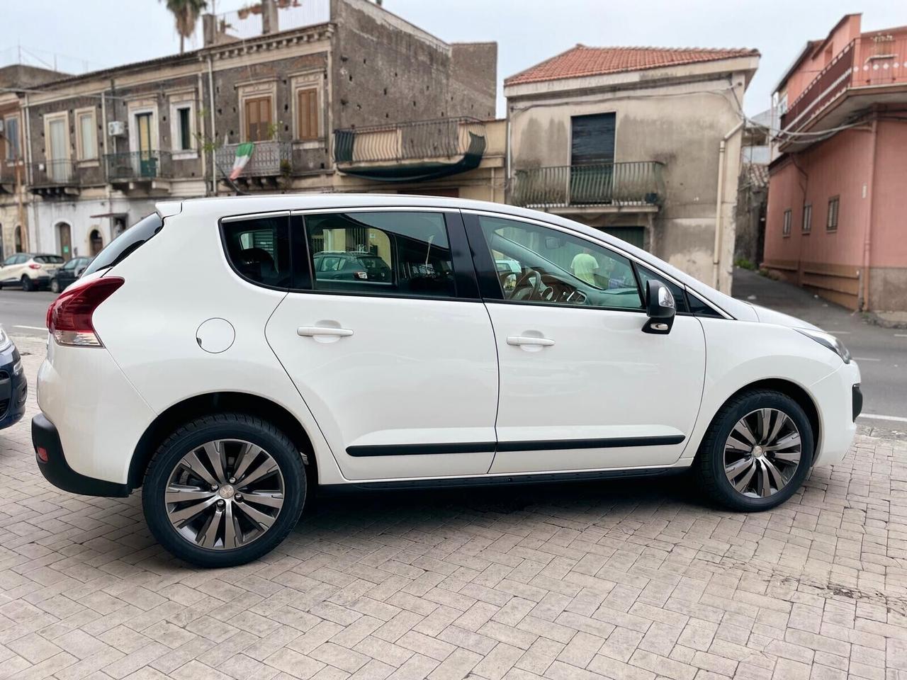 Peugeot 3008 1.6 HDi 115CV Business