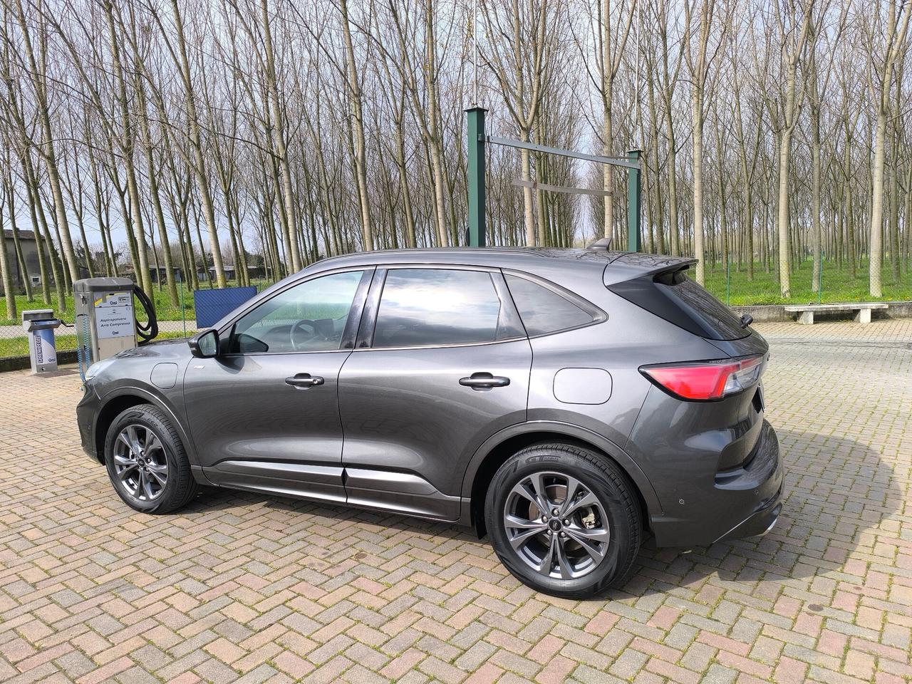 Ford Kuga 2.5 Plug In Hybrid 225 CV CVT 2WD ST-Line Design