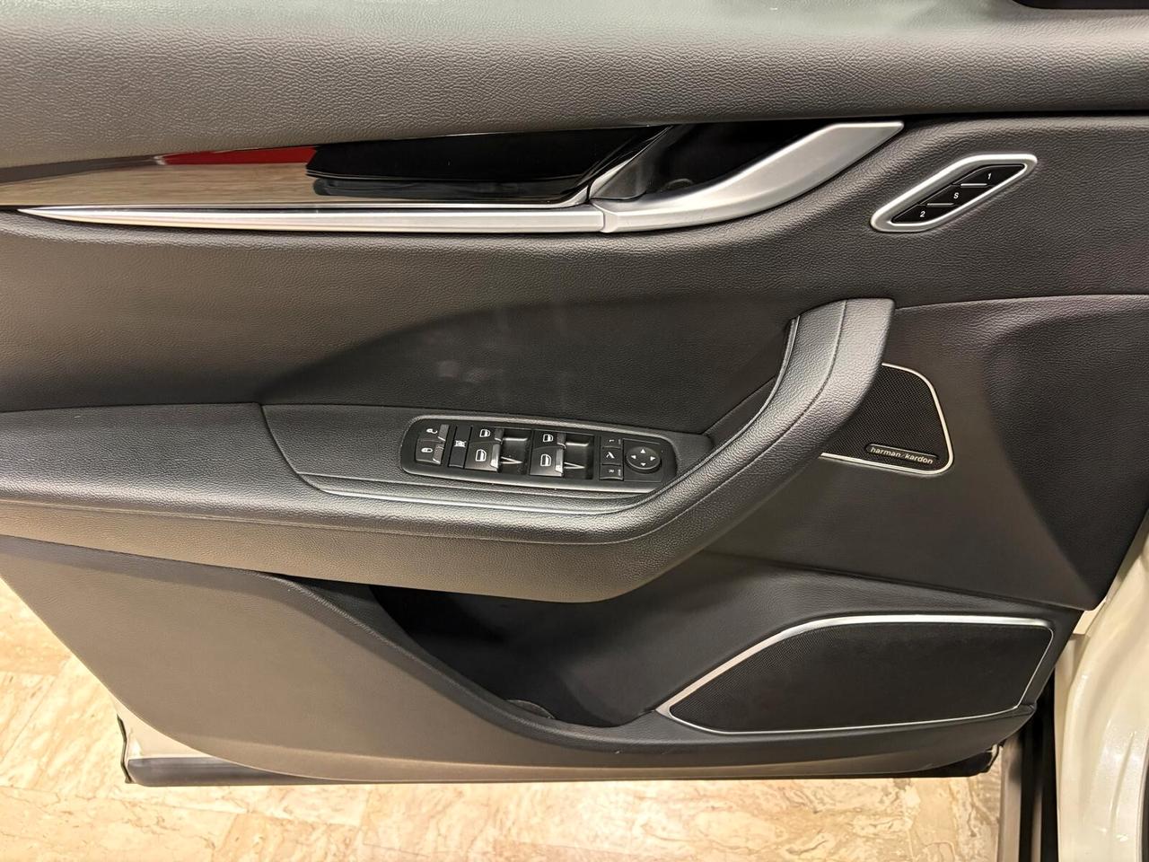 Maserati Levante V6 Diesel 275 CV AWD