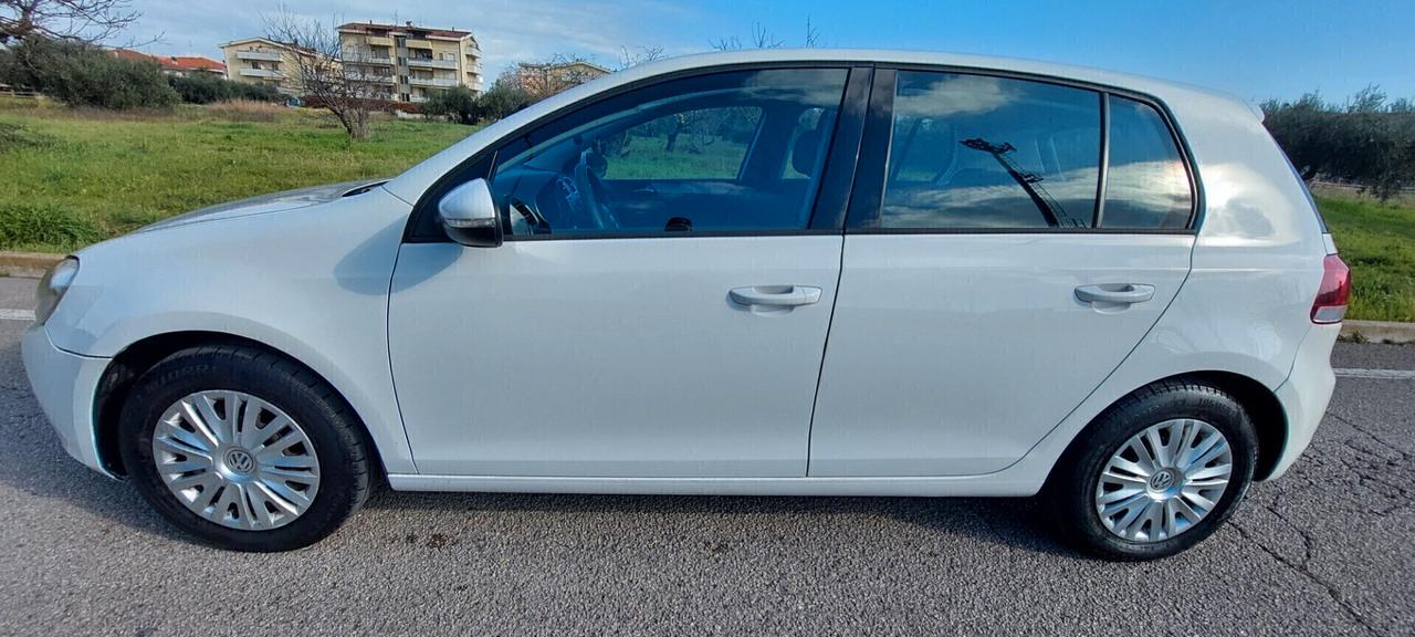 GOLF 1,6 BENZINA/GPL 105 CV SCADENZA GPL 2032 X NEOPATENTATI IMPECCABILE FULL TELEFONO