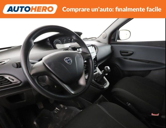 LANCIA Ypsilon 1.2 69 CV 5 porte Silver