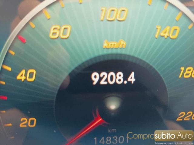 MERCEDES-BENZ CLA 180 Automatic Shooting Brake Sport