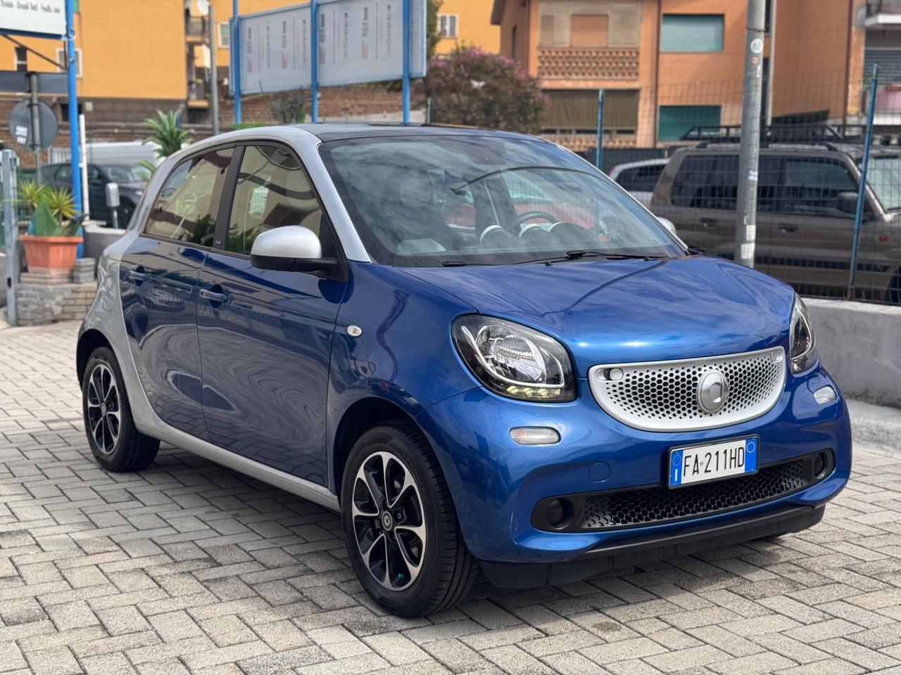Smart ForFour