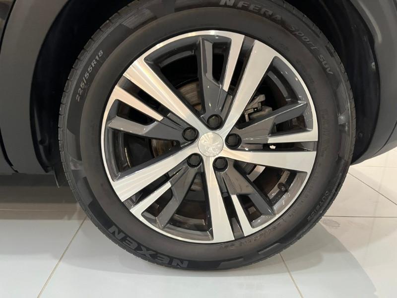 PEUGEOT 3008 Hybrid4 300 e-EAT8 Allure Pack