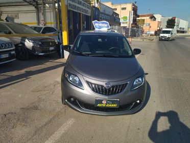 LANCIA - Ypsilon - 1.0 FireFly 5p.S&S Hybryd Gold 2022
