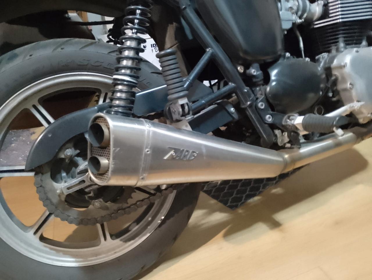 Triumph Bonneville SE