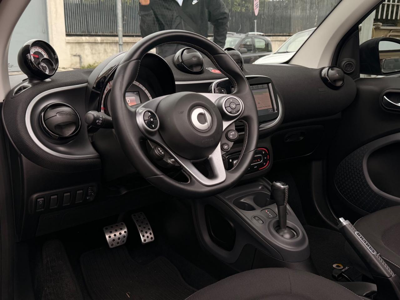 Smart ForTwo SuiteBrown CABRIO 0.9 90Cv TURBO ALLES BRABUS