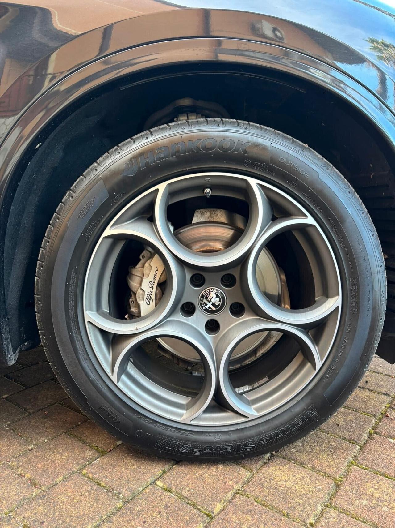 Alfa Romeo Stelvio 2.2 Turbodiesel 180 CV AT8 RWD Super/*-