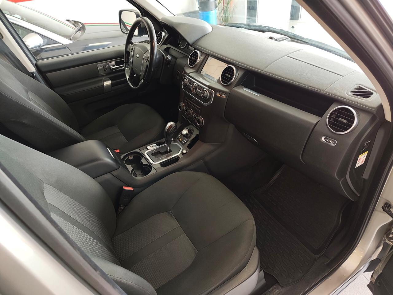 Land Rover Discovery 4 7POSTI / GANCIO TRAINO