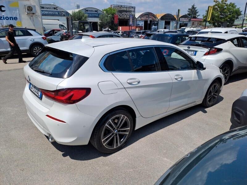 Bmw 118d 150cv Autom. *FULL OPT.-LED* da VETRINA