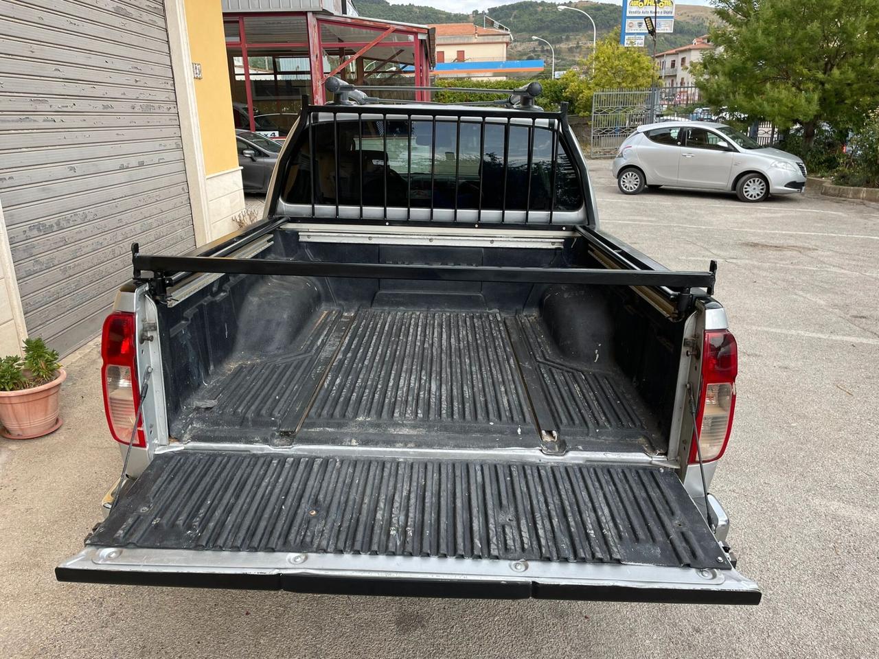 Nissan Navara 2.5 dCi Pick up Double Cab 4WD
