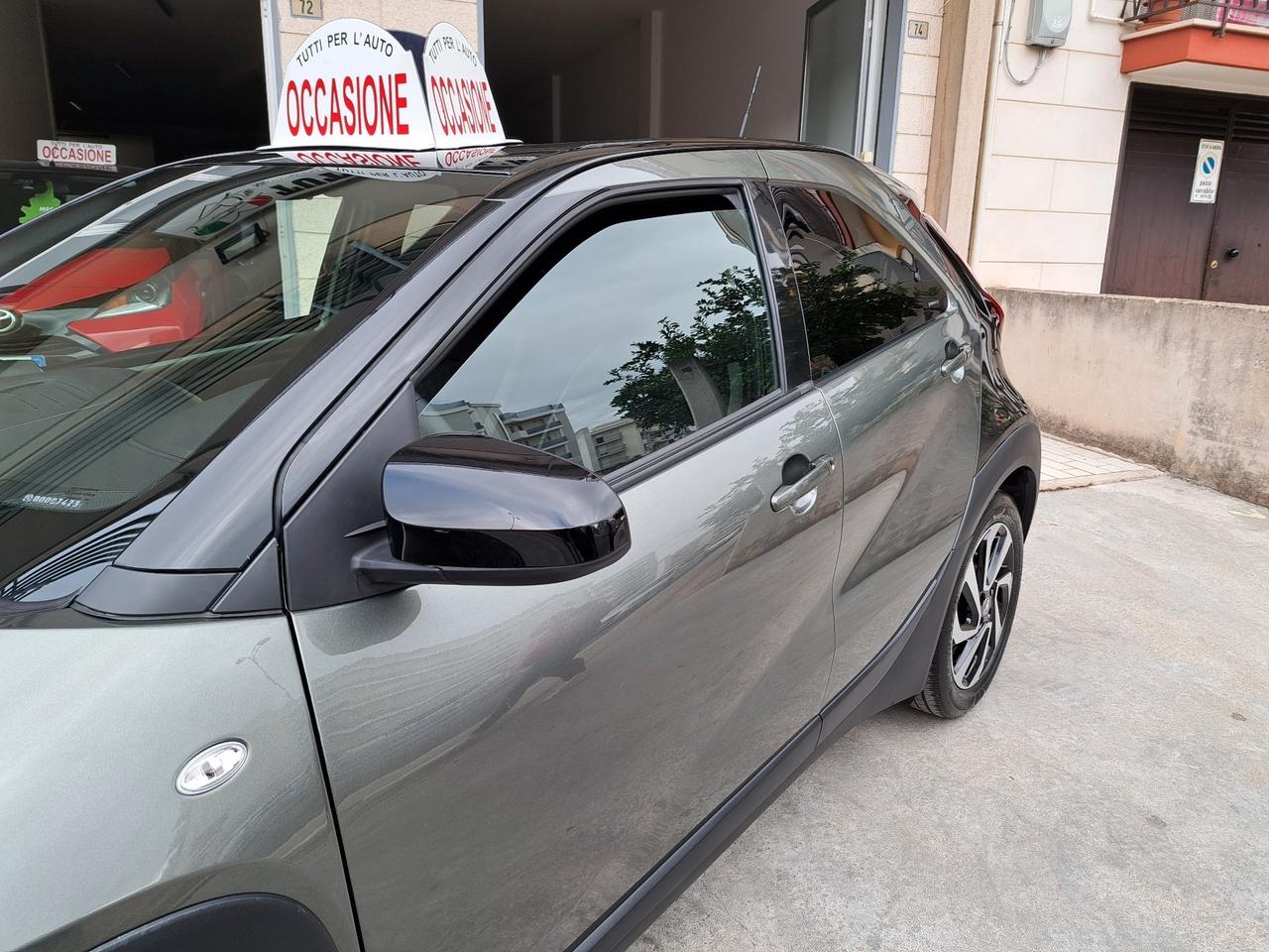 Toyota Aygo X 2023 1.0 BENZINA 5 PORTE LOUNGE