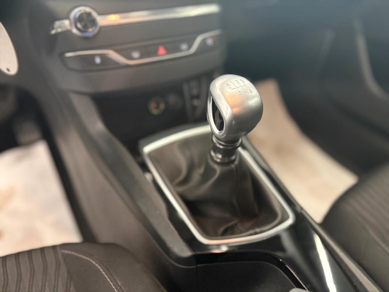 Peugeot 308 BlueHDi 120 S&S SW 2017