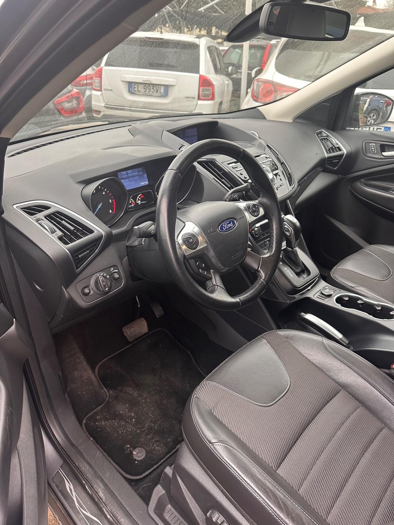 Ford Kuga 2.0 TDCI 140 CV 4WD Powershift Business