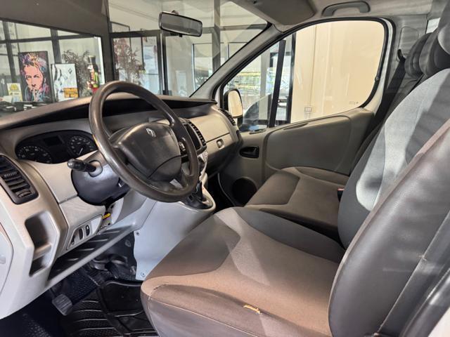 RENAULT Trafic T27 2.0 dCi/115 PC-TN Furgone Ice
