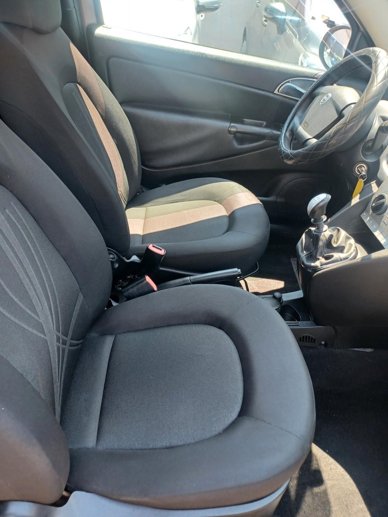 Lancia Ypsilon 1.2 DIVA ANNO 2011