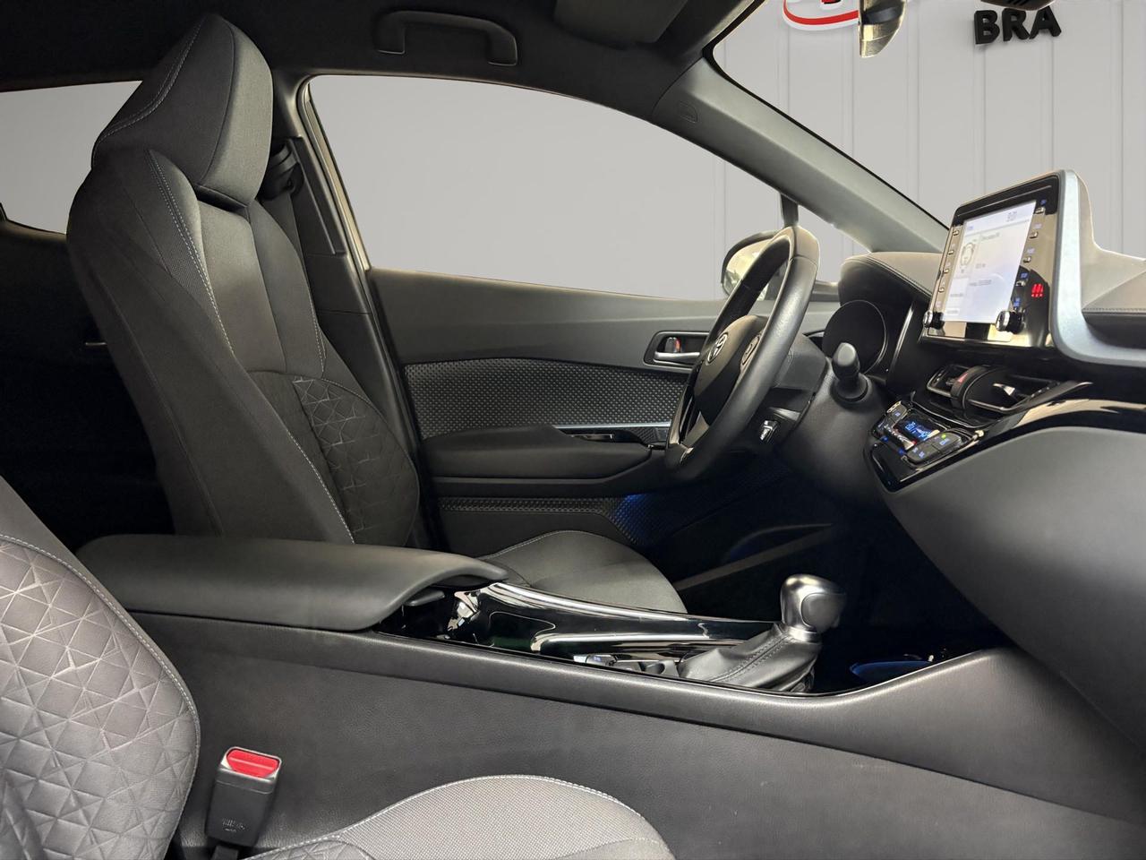 Toyota C-HR 1.8h Trend e-cvt