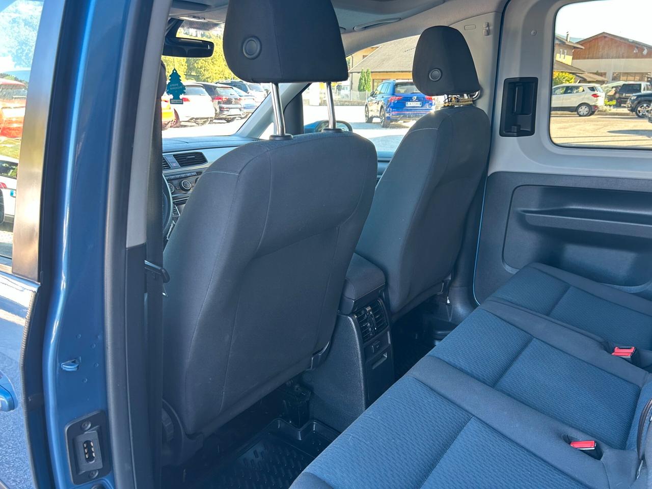 Volkswagen Caddy 2.0 TDI 102 CV Highline 5 POSTI