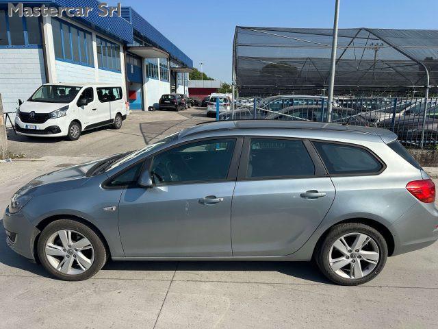 OPEL Astra Astra IV 2010 Sports Tourer 1.7 cdti Cosmo 110cv t