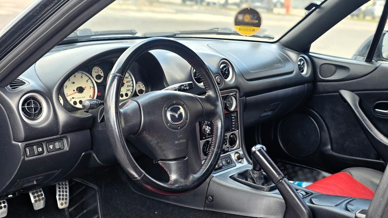 Mazda MX-5 1.8i 16V cat Challenge