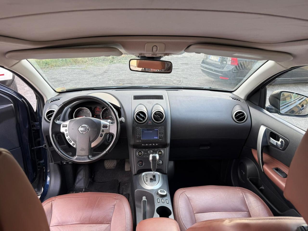 Nissan Qashqai Qashqai+2 2.0 dCi DPF n-tec