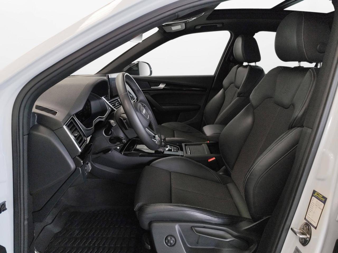 Audi Q5 Sportback 40 tdi mhev Identity Black Quattro