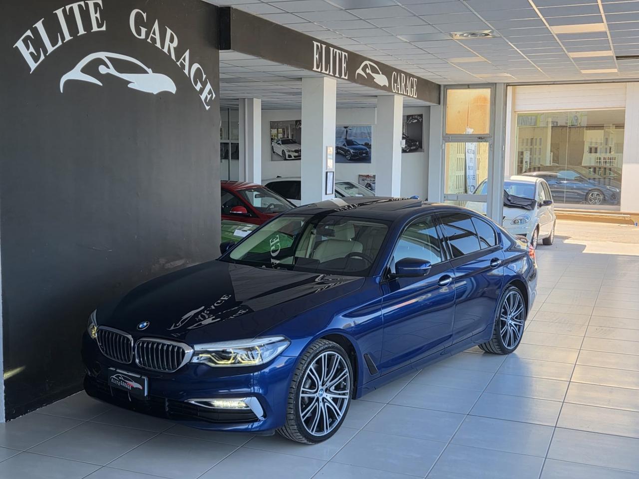 Bmw 530d xDrive Luxury 265cv STRAFUL !!