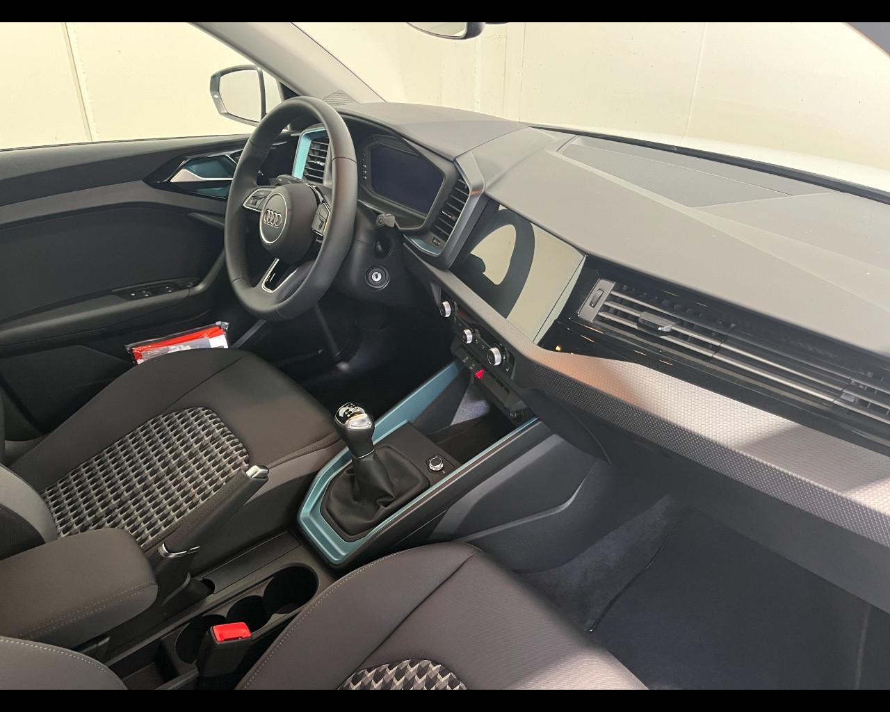 AUDI A1 SPORTBACK 30 TFSI BUSINESS