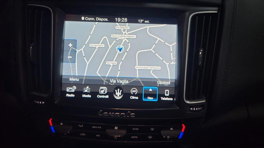 Maserati Levante 3.0 V6 275cv auto