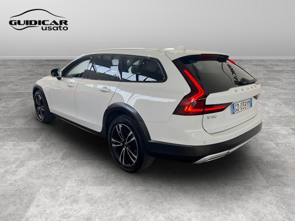 VOLVO V90 CC (2016-->) - V90 Cross Country D4 AWD Geartronic Busin