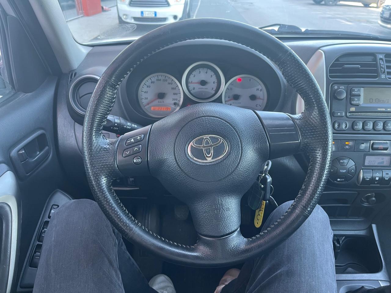Toyota RAV 4 RAV4 2.0 Tdi D-4D cat 5 porte Sol