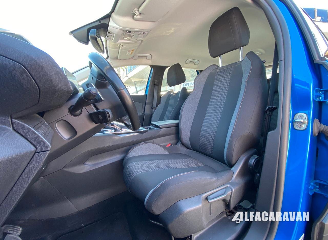 Peugeot 3008 1.5 bluehdi EAT8 Active Pack