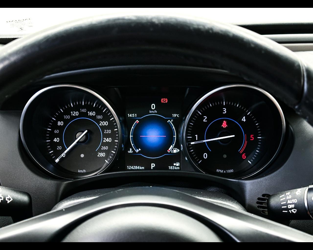 JAGUAR XE 2.0 D Turbo 180 CV AWD aut. Prestig