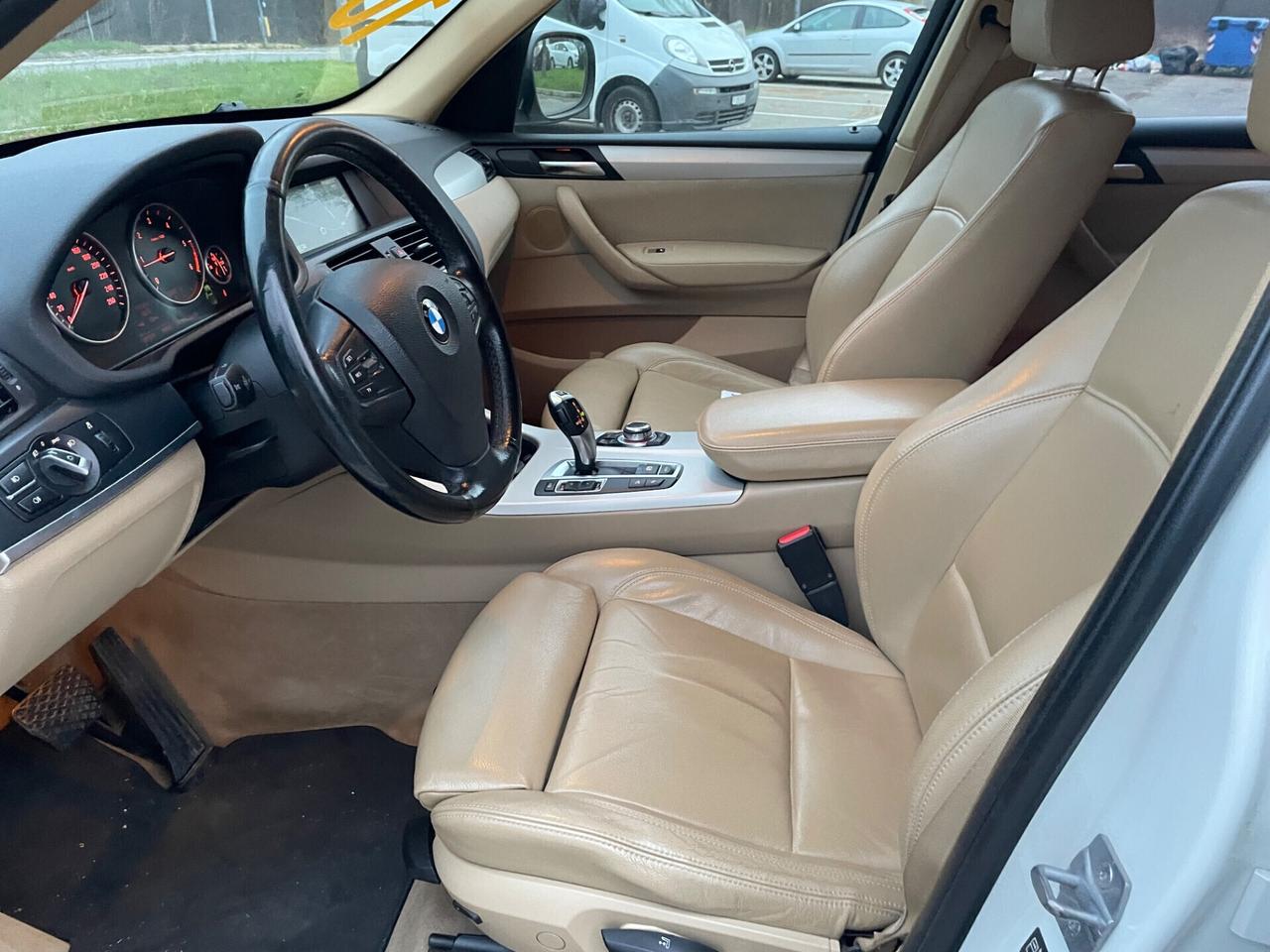 Bmw X3 xDrive20d*Navi*Pelle*Automatik*